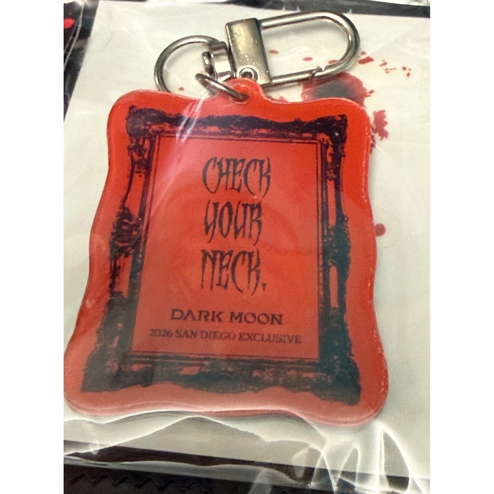 SDCC 2026 Dark Moon ENHYPEN Promo Gift Set Keychain Tattoo Cloth Sealed New Excl - Picture 2 of 4